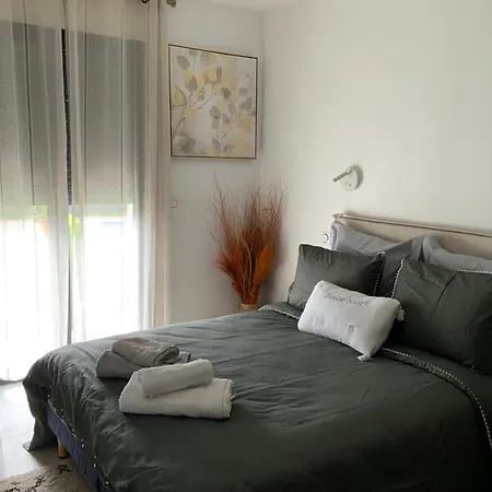 Espace Privée ,salle Bain Toilettes Chez L Habitants Séjour chez l'habitant