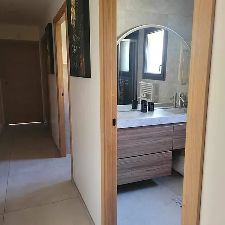 Espace Privée ,salle Bain Toilettes Chez L Habitants *